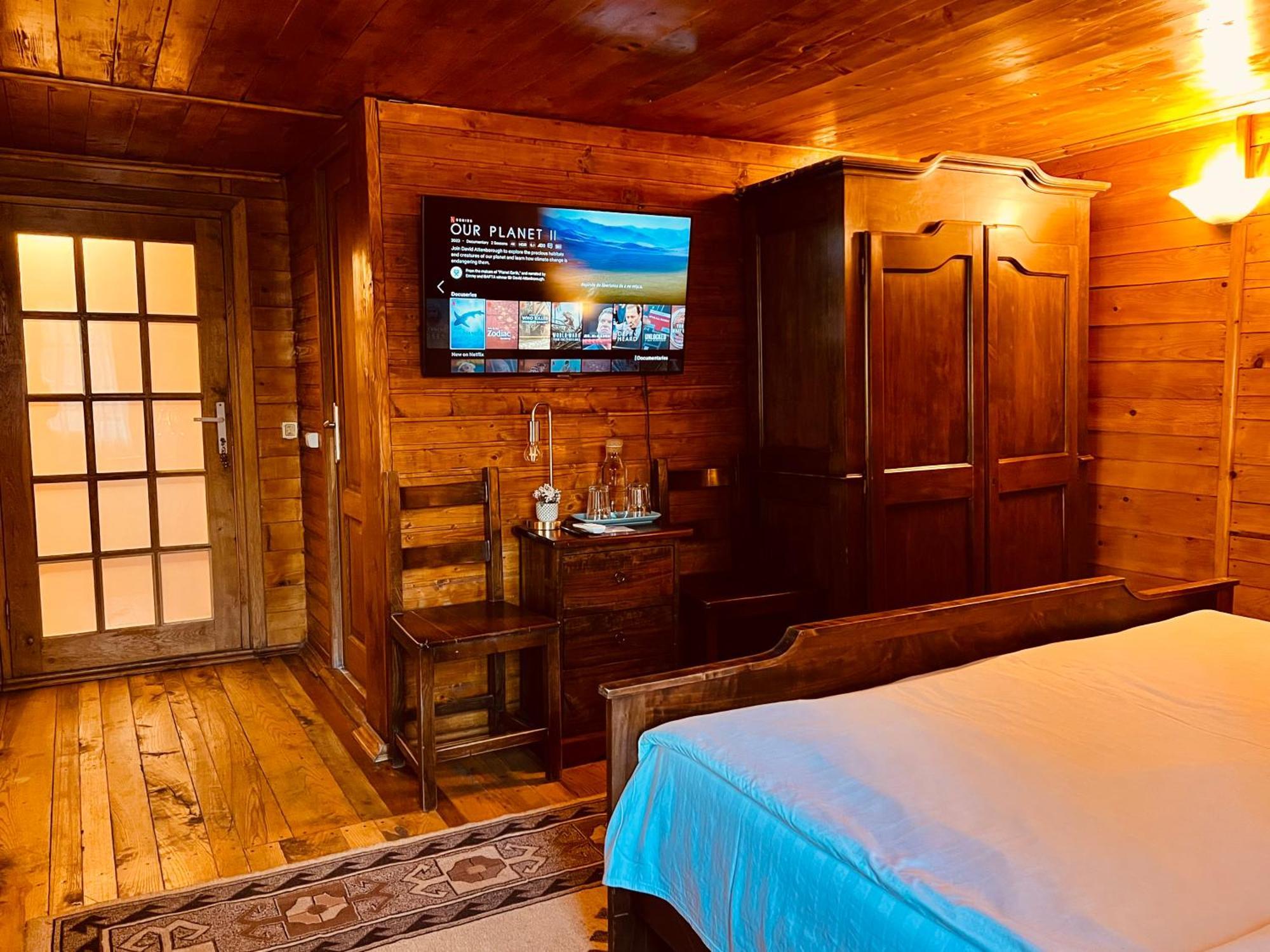 Hotel Nautica Bahna Orszowa Zewnętrze zdjęcie