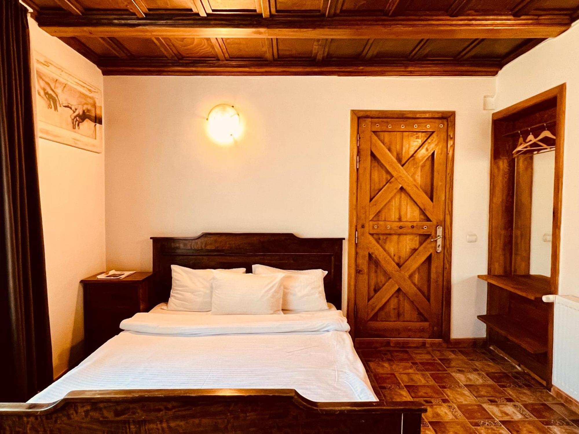 Hotel Nautica Bahna Orszowa Zewnętrze zdjęcie